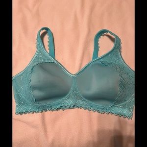 Aqua Green, Comfort Choice lightly formed cups, but not thick molded like some.